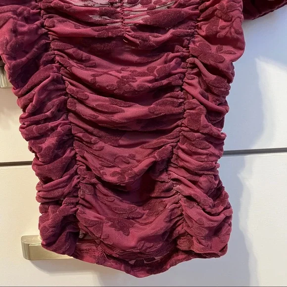 Madeline & Monroe Purple Floral Puff Sleeve Ruched Top Y2K - Picture 6 of 8